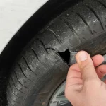 چگونه یک لاستیک پنچر را در ۲ دقیقه تعمیر کنیم؟
